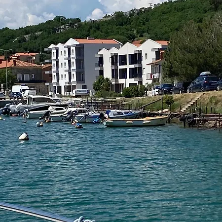Lena - New, At Seafront And With Access!!! Appartamento